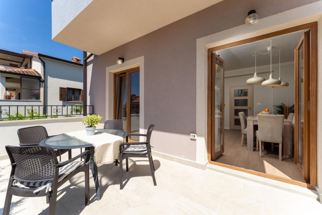 Apartments Alloro By Seeadria Agency Novigrad  Exterior photo